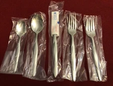 CUTCO - CUE2 - * YOU CHOOSE * Flatware Silverware Stainless - CHOICE * BRAND NEW