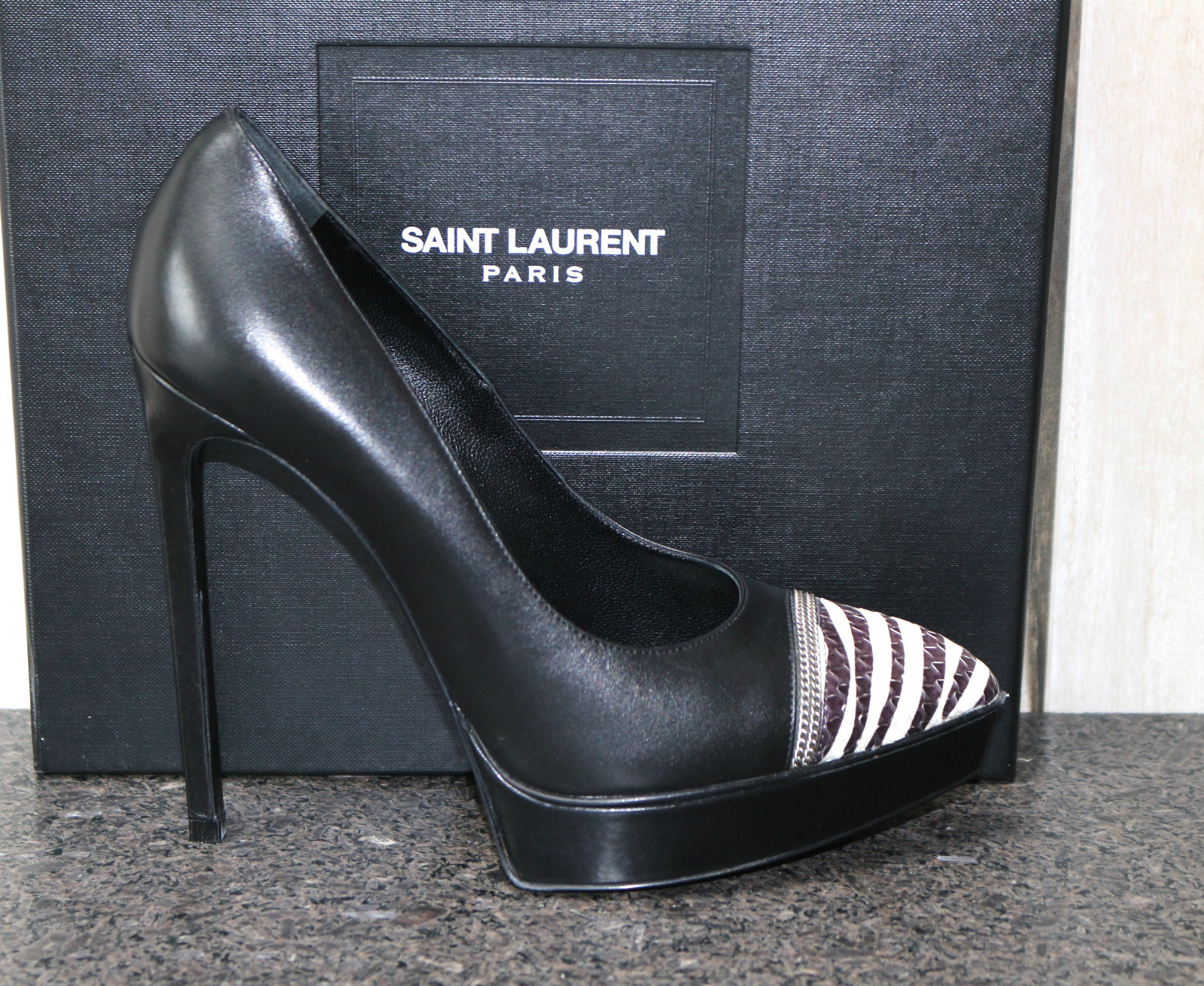 Nuova con scatola Ysl Saint Laurent JANIS 105 stampa zebra scarpe décolleté plateau a punta di serpente 37