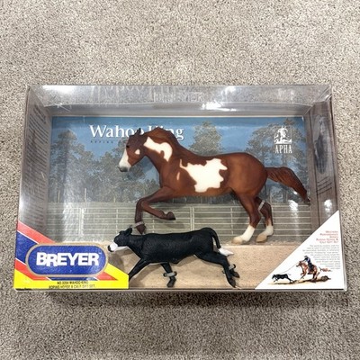 Breyer Wahoo King Roping Horse and Calf Figure Set 1998 Reeves Item No. 3354 NEW
