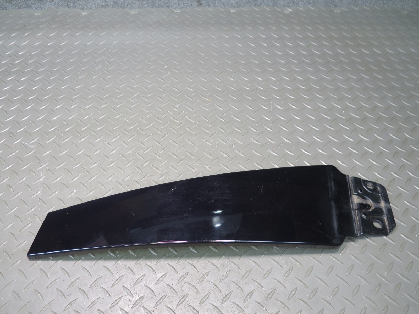 14-17 MASERATI GHIBLI M157 RIGHT & LEFT SIDE EXTERIOR B PILLAR MOLDING TRIM SET
