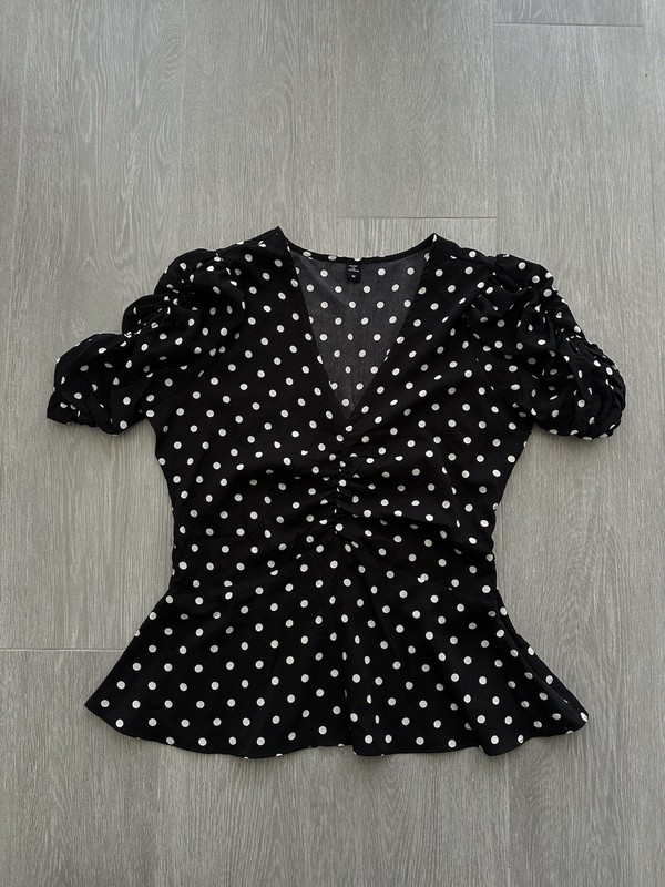 Yumi Kim Black With White Polka Dot Top Size Medium