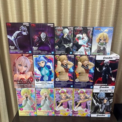 Includes 15 Prize Figures Sold In Bulk
