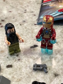 LEGO&reg; Marvel Super Heroes 76008 Iron Man vs. The Mandarin: Ultimate Showdown