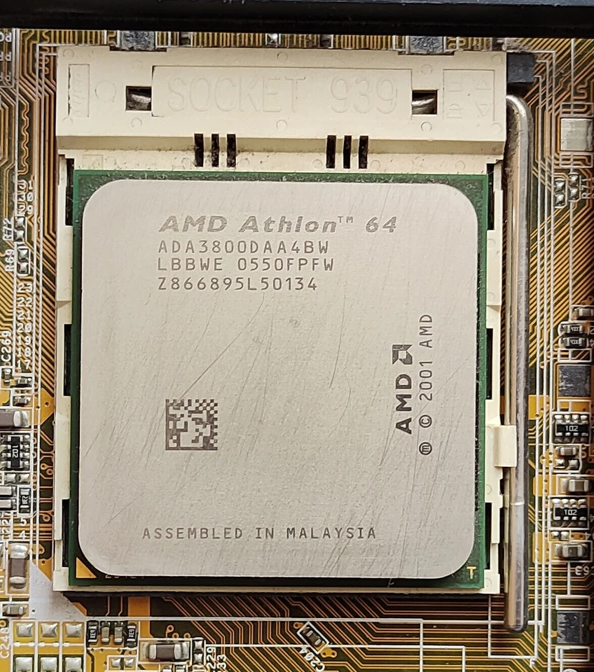 Asus A8N-E Motherboard with Athlon 64 3800+ CPU and 2GB RAM - Test OK! - Image 3 of 4
