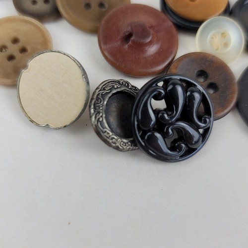 188 Vintage Assortment Button Lot Plastic Buttons Crafting Sewing Multi Purpose - Picture 6 of 12