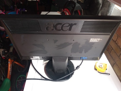 Acer 19" V193HQV Monitor - Picture 4 of 5