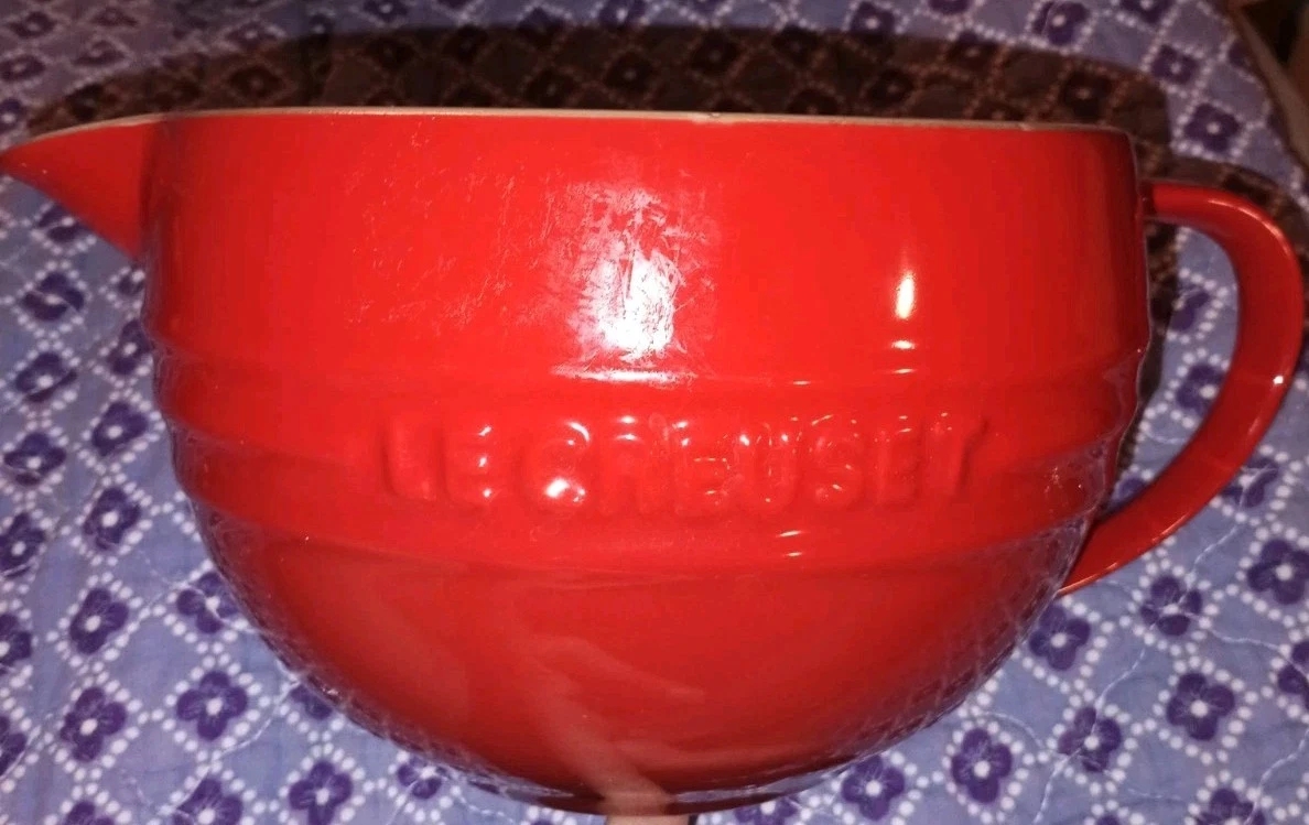 Le Creuset PG4000 Enameled Stoneware 2 Qt Batter Bowl Cerise Red