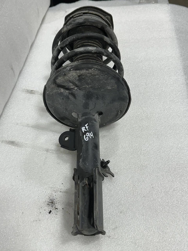 Toyota Sienna 1998 pasajero derecho puntal delantero resorte Foto 3 de 4