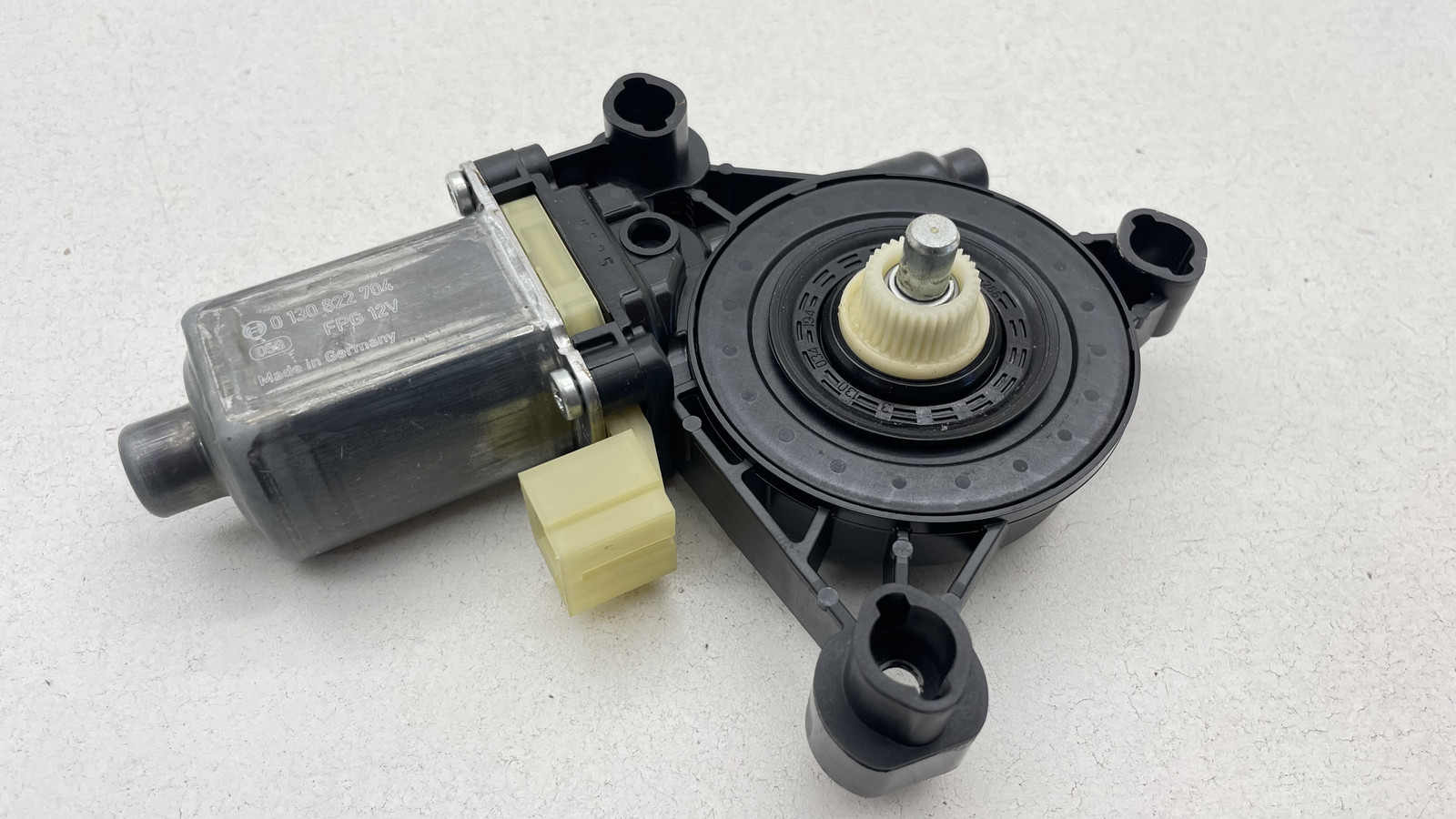 2016-2024 AUDI Window Lifter Motor OEM #8W0959802