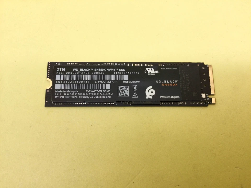 WD BLACK SN850X 2TB NVMe PCIe Gen4 M.2 2280 Internal Gaming SSD WDS200T2X0E New - Image 2 of 4