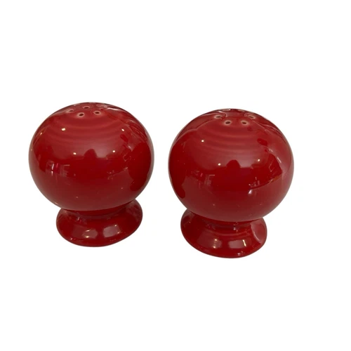 Fiesta Scarlet Red Salt & Pepper Shakers Round Fiestaware Homer Laughlin HLC USA