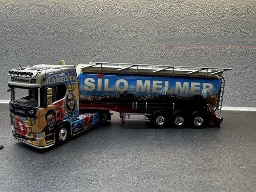 Tekno (Danemark) / Scania 76 Cement silos rouges
