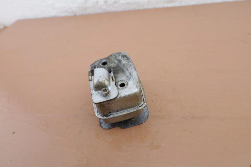 Motosierra Echo CS-352 silenciador OEM 2350 Foto 2 de 4