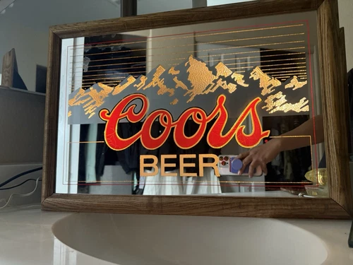 Vintage 1984 ADOLPH COORS BEER Bar Sign Light Up Mirror in  Frame 25”x 17” Read