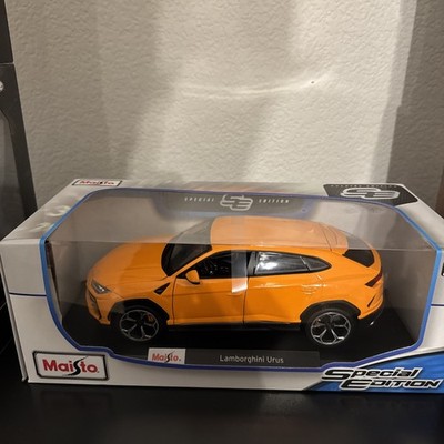 LAMBORGHINI URUS SUV ORANGE 1:18 by MAISTO 1:18 FREE SHIPPING BRAND NEW IN BOX