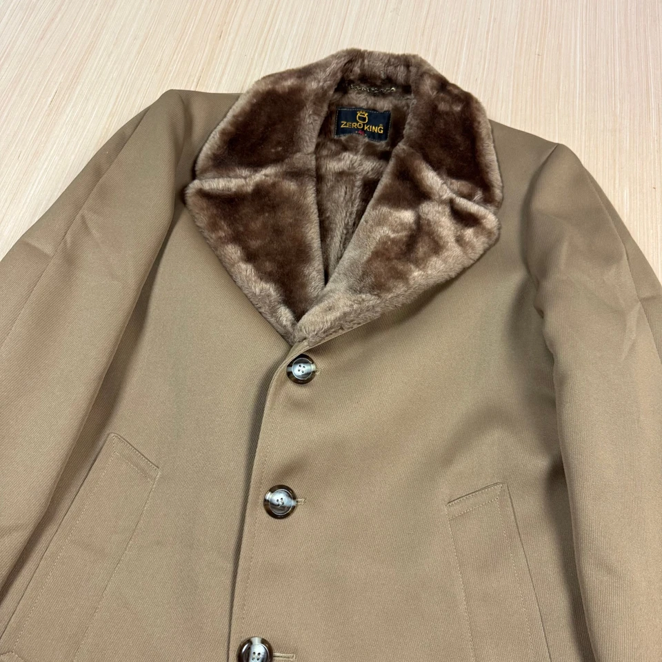 Vintage 70s Zero King Overcoat Top Coat Faux Fur Collar Lined size 40 small - Image 2 of 4