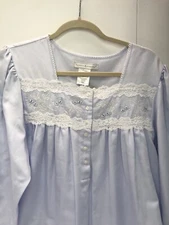 Earth Angels Long Sleeved Lace Embroidered Night Gown Blue Satiny Size Large NWT