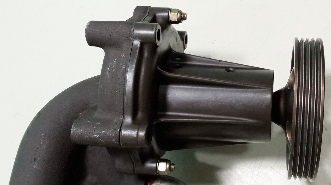 Ferrari F40 Engine Water Pump Complete Assembly_134086_GENUINE_NEW