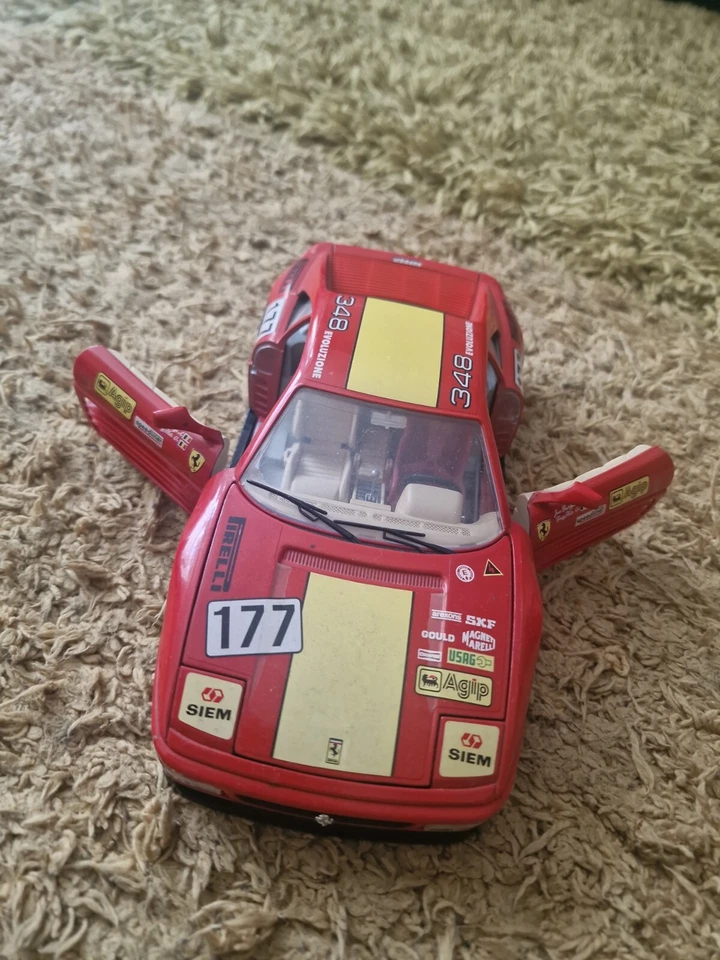 1/18 Diecast model car Burago Ferrari 348TB 1989 — 第 3/4 张图片