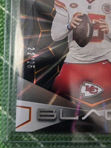 2024 Panini Black - Patrick Mahomes II Citric Prizm #54 /25 - 第 3/3 張圖片