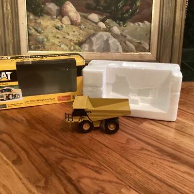 Norscot 1/64 Scale Diecast Model 55095 - Cat 775E Off Highway Truck