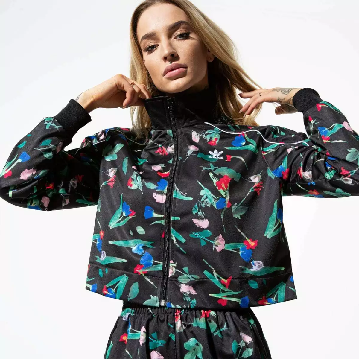 Adidas originals women's bellista floral sales track jacket