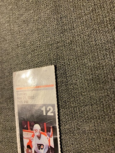 Stub de billet Philadelphia Flyers vs Saint Louis Blues 1982 - victoire Pelle Lindbergh - Photo 4/10