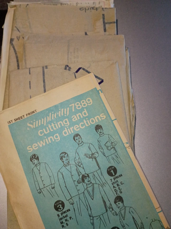 Simplicity Sewing Pattern 7889 Turtleneck Shirt & Cardigan Jackets Vintage 1960s - Image 4 of 4