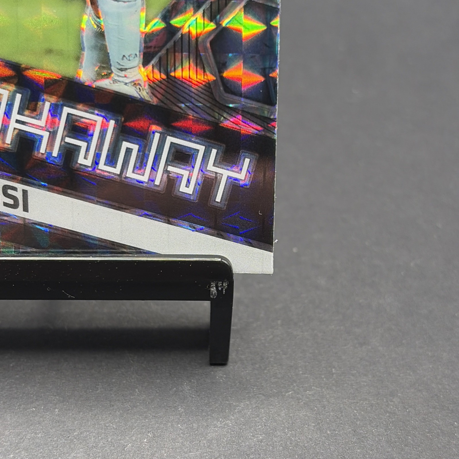 2021-22 Panini Mosaic FIFA Road To World Cup Lionel Messi Breakaway Mosaic Prizm view 5