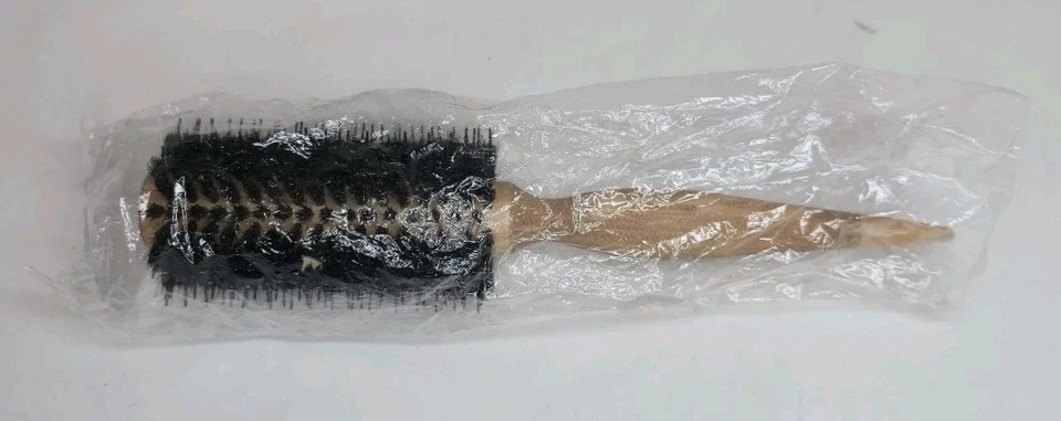 Cepillo redondo de cerdas de jabalí WEN by Chaz Dean Signature cepillo de pelo mediano Foto 2 de 3