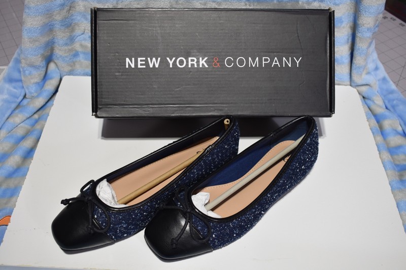 New York & Company Navy Boucle Patricia Flats Square Toe Size 7.5 NIB