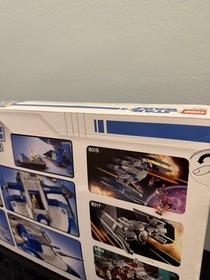 LEGO Star Wars 8018 &ndash; Armored Assault Tank (AAT) (Retired / Sealed Complete)