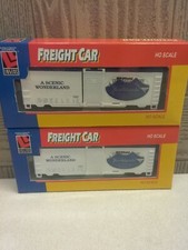 Lote de 2 vagones de caja 8584 Northlandz 40' trenes realistas escala HO nuevos a