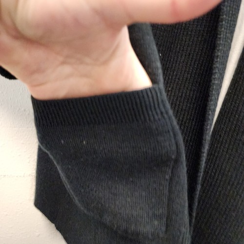 Tahari Strickjacke Pullover M schwarz vorne offen entspannt kuschelig adrett akademisch Taschen - Bild 2 von 9
