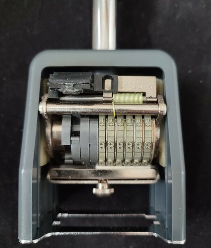 Vintage ENM Universal Automatic Numerator Self Inking Stamp - Picture 4 of 8