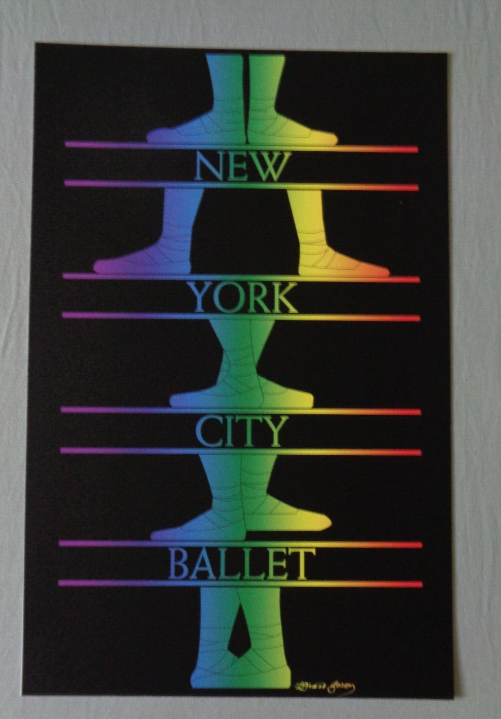 Zapatillas de baile de ballet Gorey de la ciudad de Nueva York posiciones de pies negro arco iris impresión artística