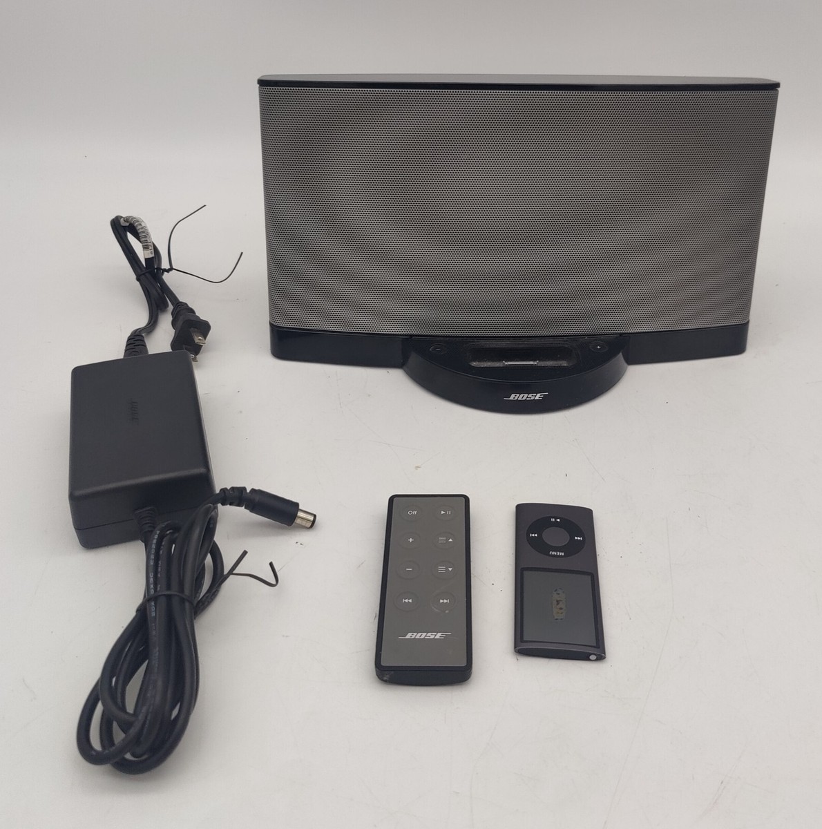 BOSE SoundDock II Portable Digital Music System w/ Remote BOSE SoundDock II Portable Digital Music System w/ Remote