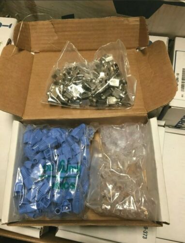 Brand new DIN-8SW8 Crestron Light control switch module DIN-8SW8