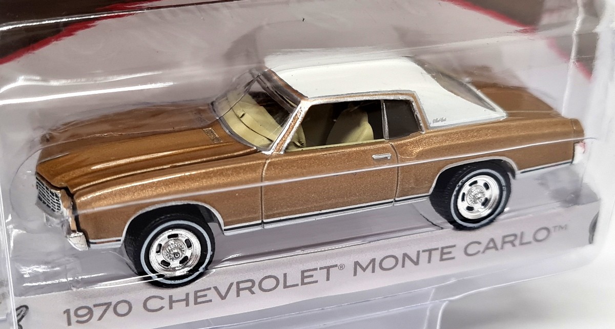 Greenlight 1/64 Chevrolet Monte Carlo 1970 Gold Diecast Model Car