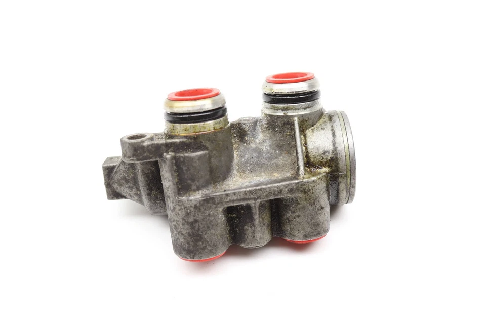 BMW ALPINA B7 2007-2008 - Adaptador enfriador de aceite / termostato 7520214 Foto 3 de 4