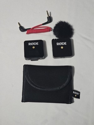 Rode Wireless GO Compact Microphone System with interview adaptor