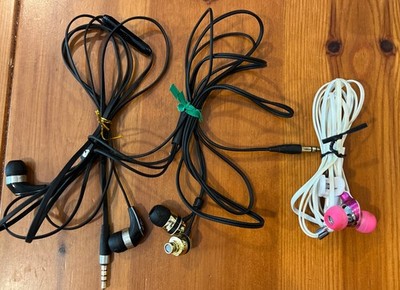 ILuv Skullcandy Wired Earbud Headphone Microphone Lot Of 3 Untested