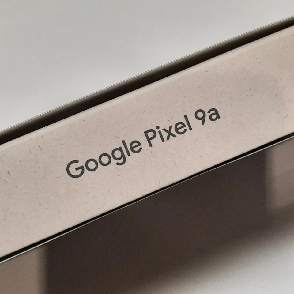 Google Pixel 9a 128GB Unlocked Obsidian Brand New & Sealed RRP £499 - Quick Ship - Image 3 of 3