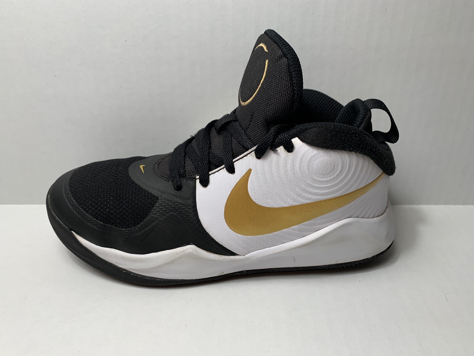 Nike Team Hustle D 9 Aq4224-004 Youth 