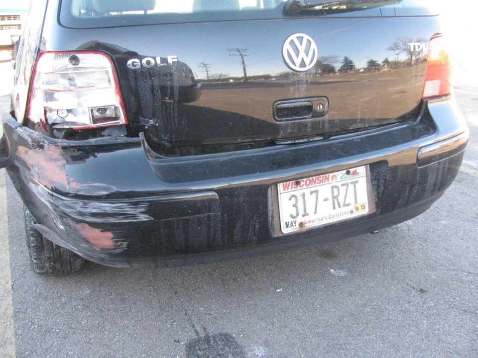 Used Fuel Pump fits: 2005 Volkswagen Golf Pump Only 1.9L turbo diesel injection - Image 4 of 4