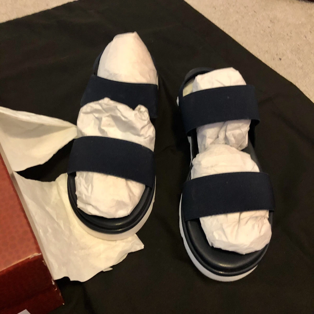 NEW Donald Pliner Lue Sport Sandal Elastic Straps Navy Blue 9.5