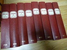 A LA UNE  . 8 volumes de l'édition ATLAS  . Fac similés des unes de 180 journaux