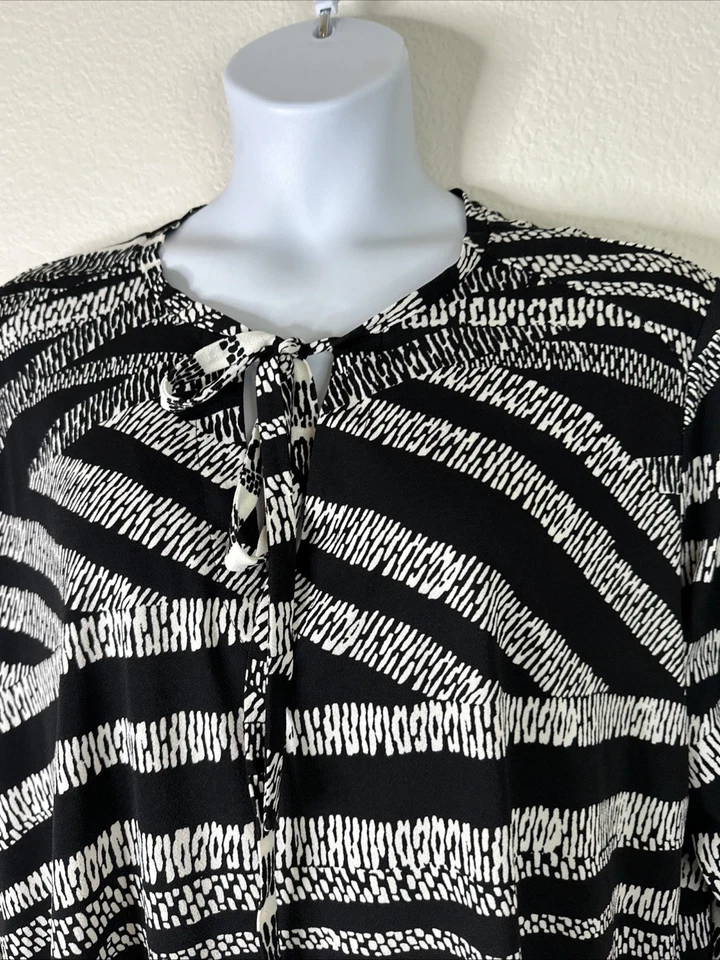 Cato Womens Plus Size 22/24W (2X) Blk/Wht Stripe Tie-Neck Top Bell Sleeve - Image 3 of 4