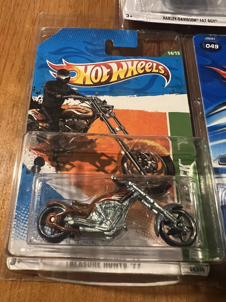 风火轮 - 批量 3 件寻宝摩托车 Fat Boy、Pit Cruiser、Splitback — 第 3/4 张图片