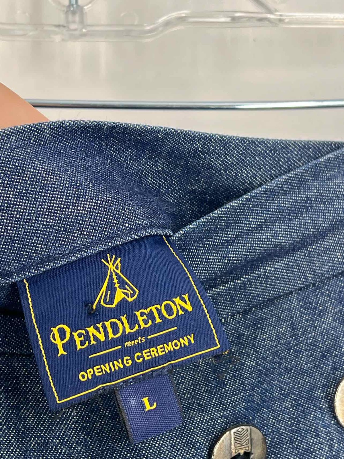 Pendleton Size L Denim Button(s) Chambray Designe… - image 3